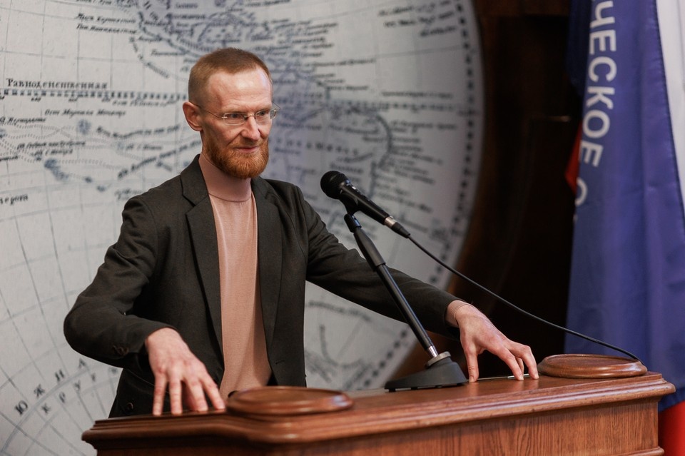    Вячеслав мечтает создать заповедник на хребте, где обитают барсы. Фото: РГО.