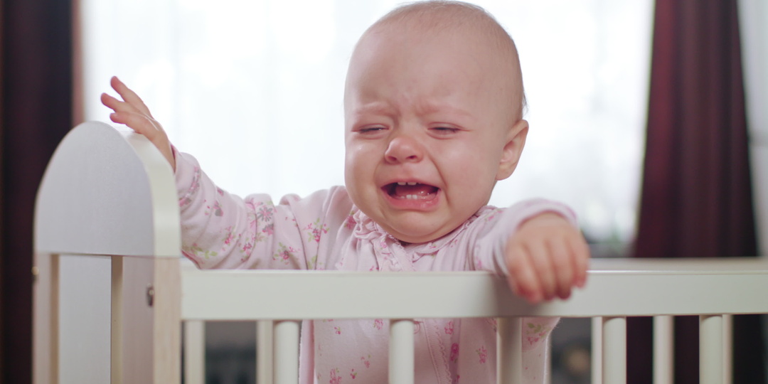 Как уложить ребенка если он перегулял