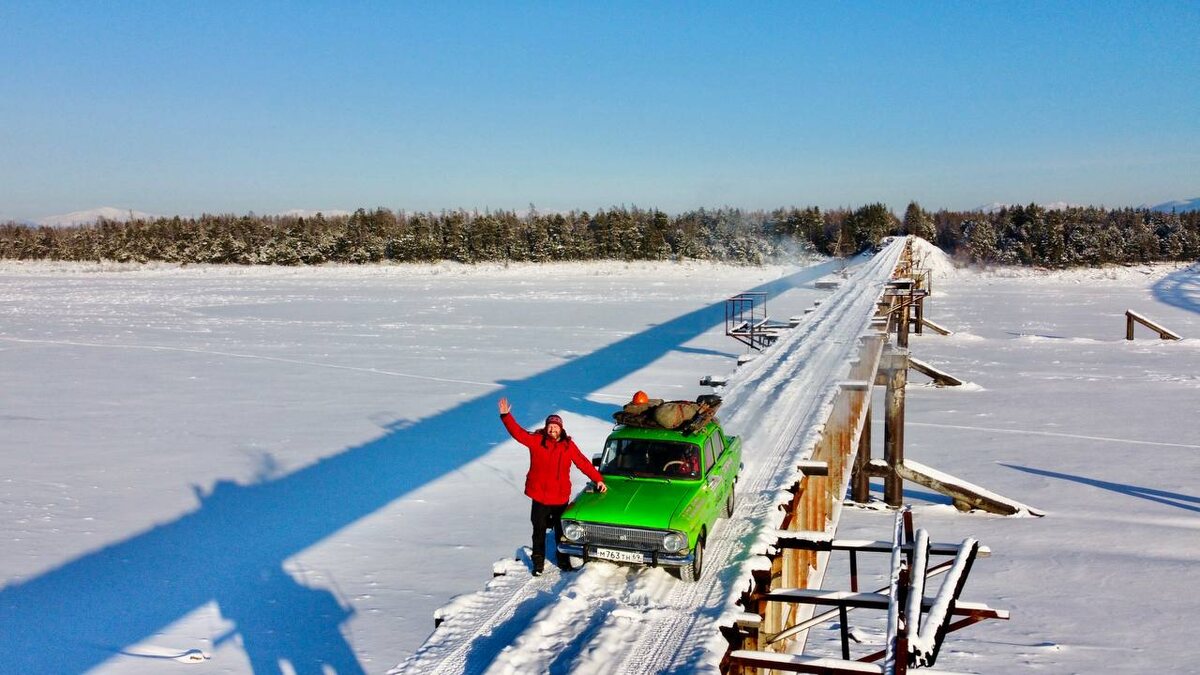 Путешествие на Москвиче-412 по Витимскому мосту: Алексей Жирухин на автодублере БАМ 