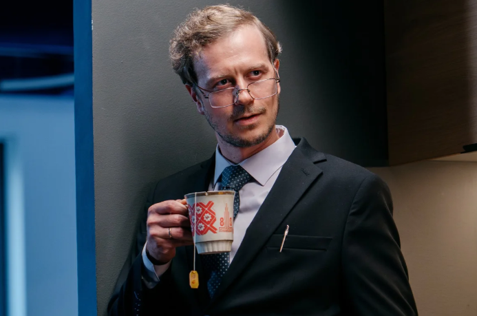 Фрагмент из сериала "Время счастливых"