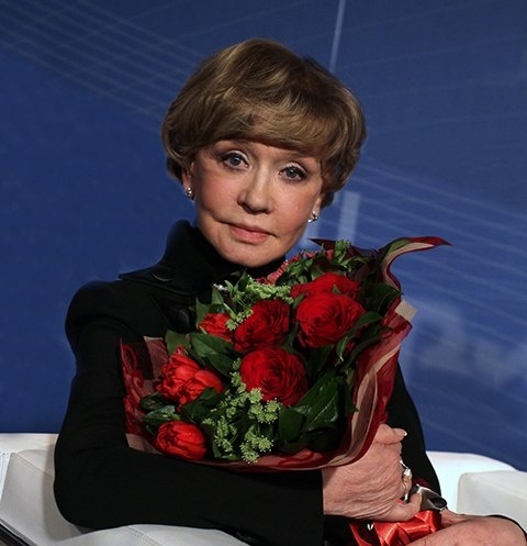 Вера Алентова и Владимир Меньшов казались неразделимыми, но их путь к золотой свадьбе не был гладким