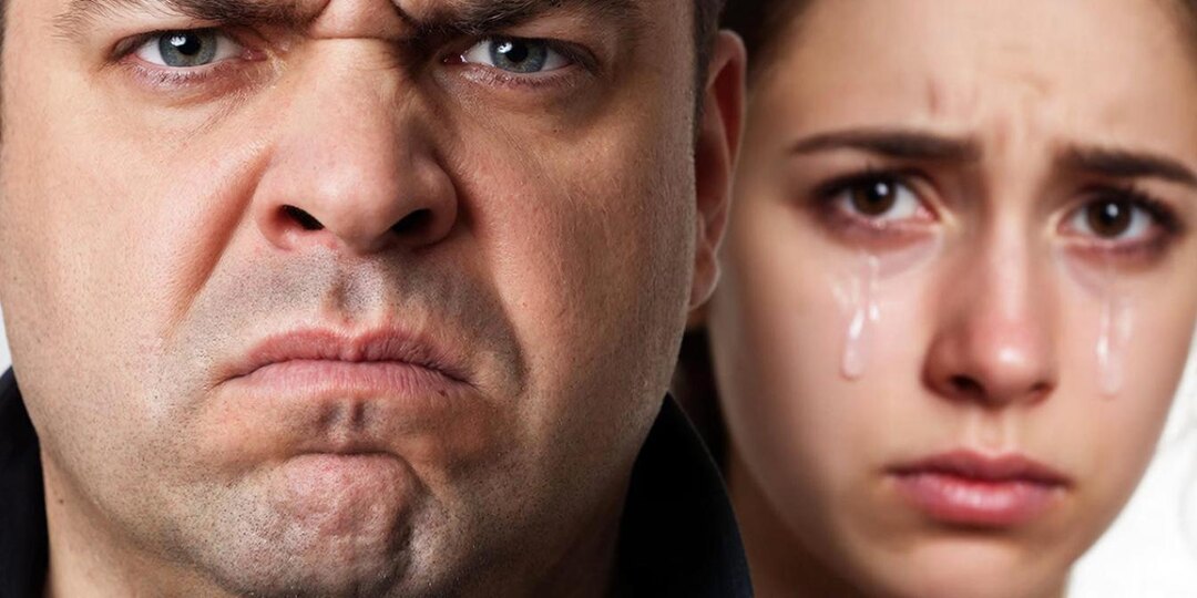 Заглавие: Хам у прилавка: имеем ли мы право послать его или придется улыбаться до слез? История с наставлениями