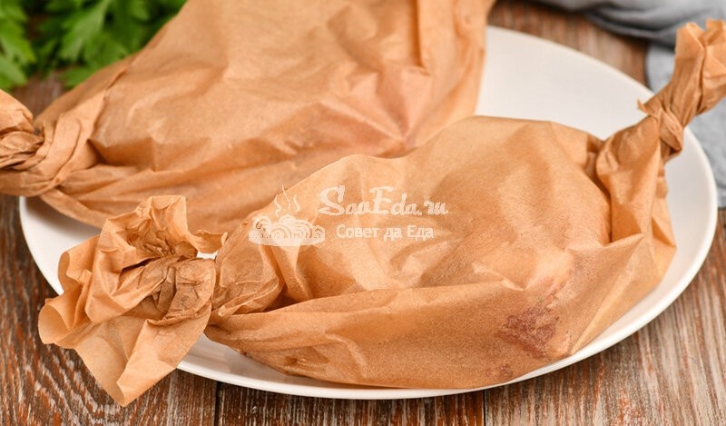 Просто заворачиваю мясо в пергамент и запекаю (ну очень нежно и вкусно)