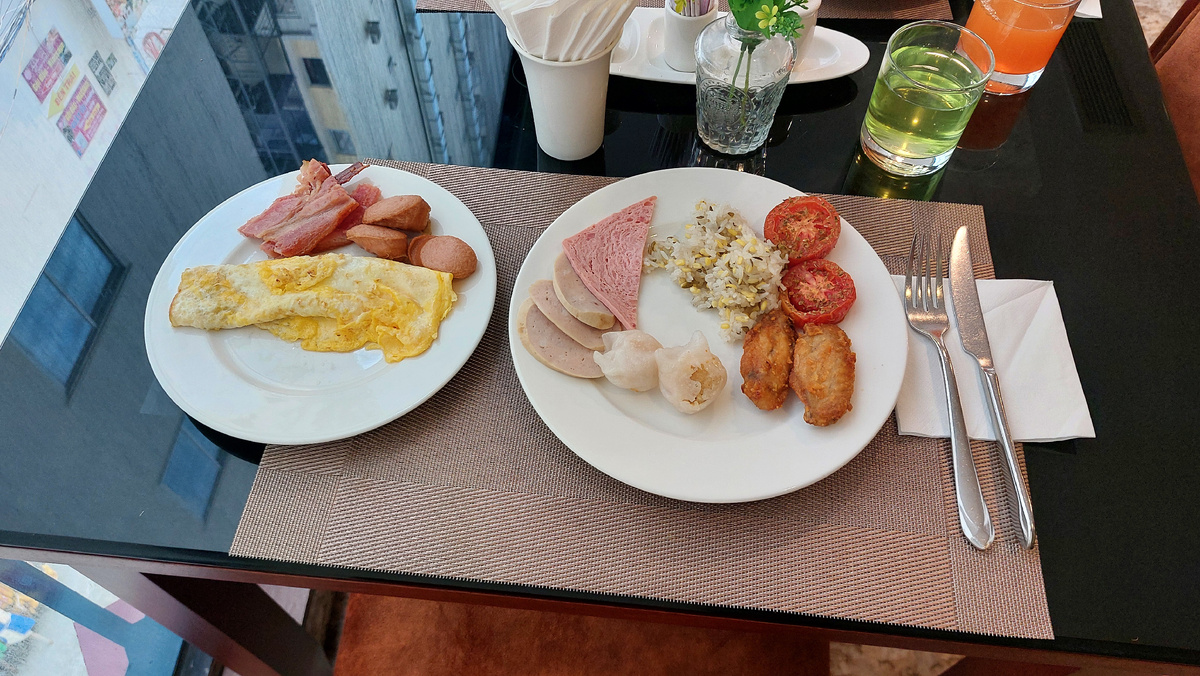 Затрак в "Ред сан"