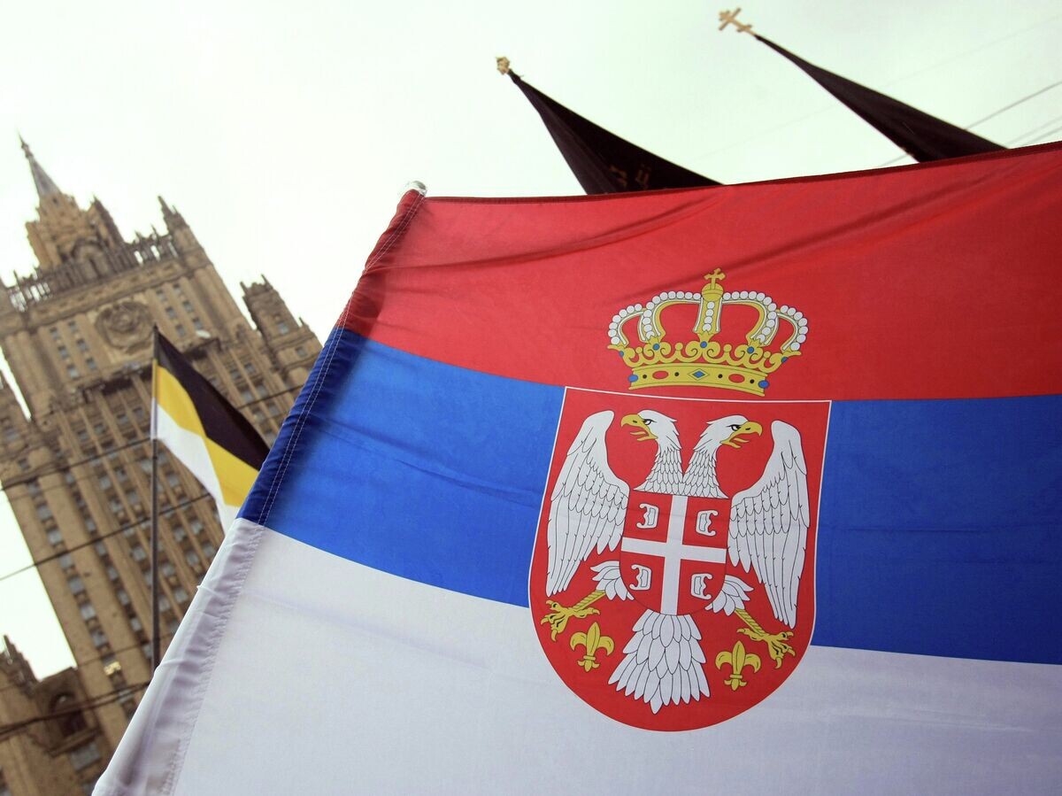    Флаг Сербии | © РИА Новости / Руслан Кривобок