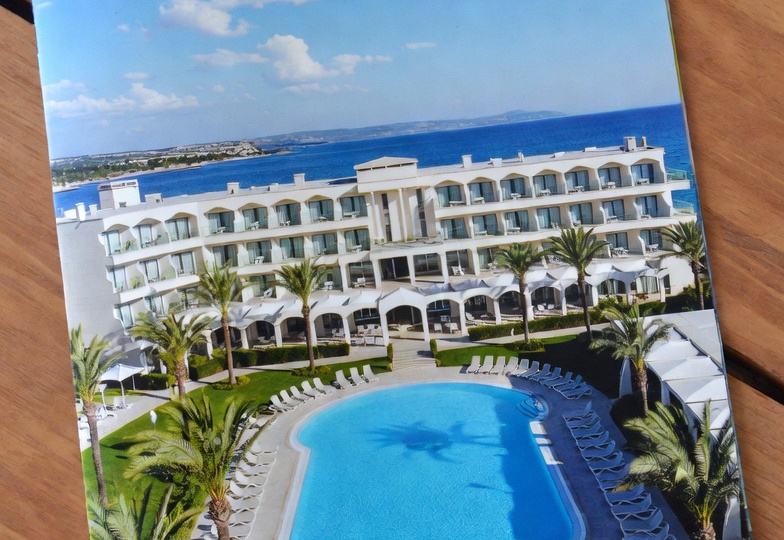 Мы заплатили 240 000 ₽ за неделю в Турции. Через 5 дней я хотел домой.