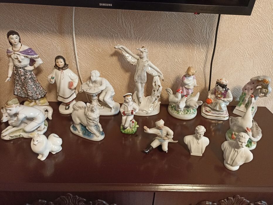 Фарфоровые статуэтки (ЛФЗ и «Дулево»)