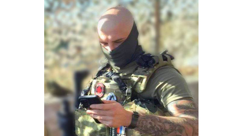    Фельдшер из Пыть-Яха спасaет раненых на передовой