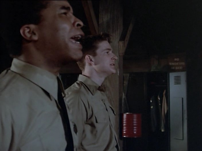 Фильм снят за 18 дней.