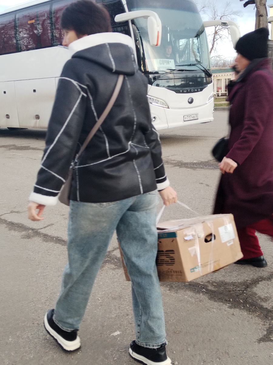 В коробке петух🤭