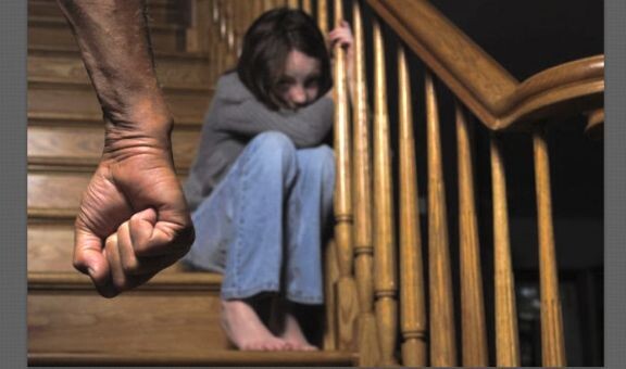 Детство Ники счастливым назвать сложно