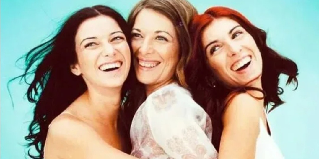 Las Ketchup известная музыкальная группа и очень популярная