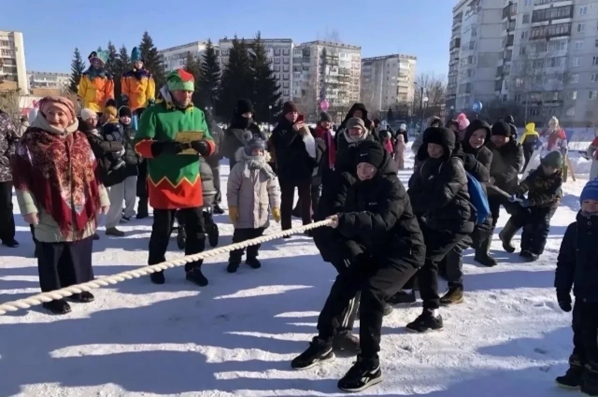    В томском посёлке широко отметили Масленицу