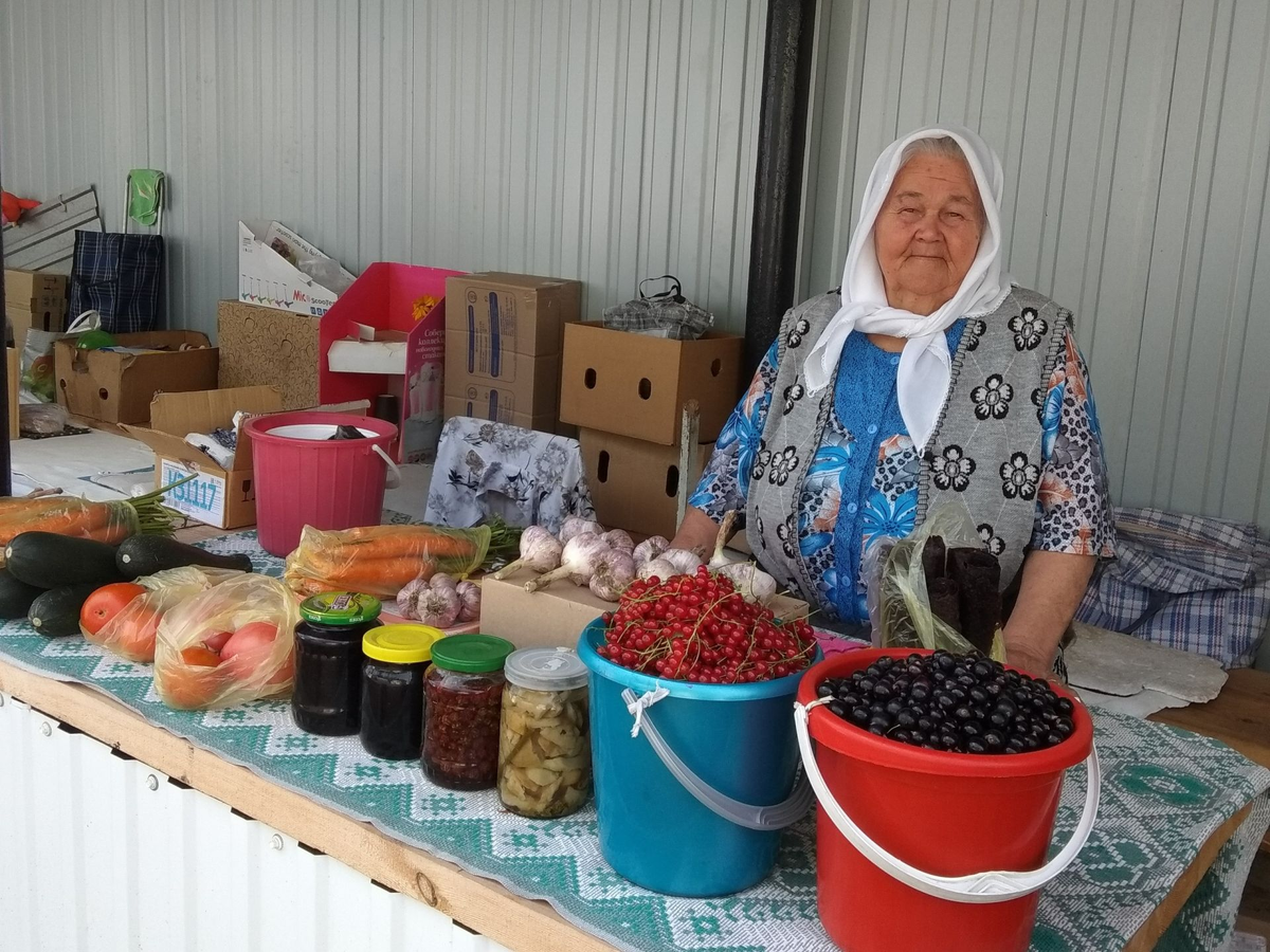 Своё, домашнее, шесть дней в неделю
