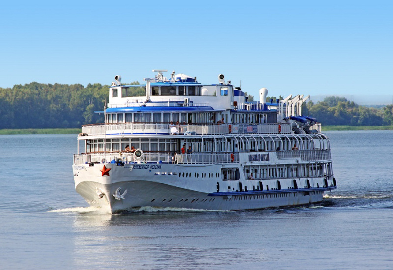 Теплоход А. Невский