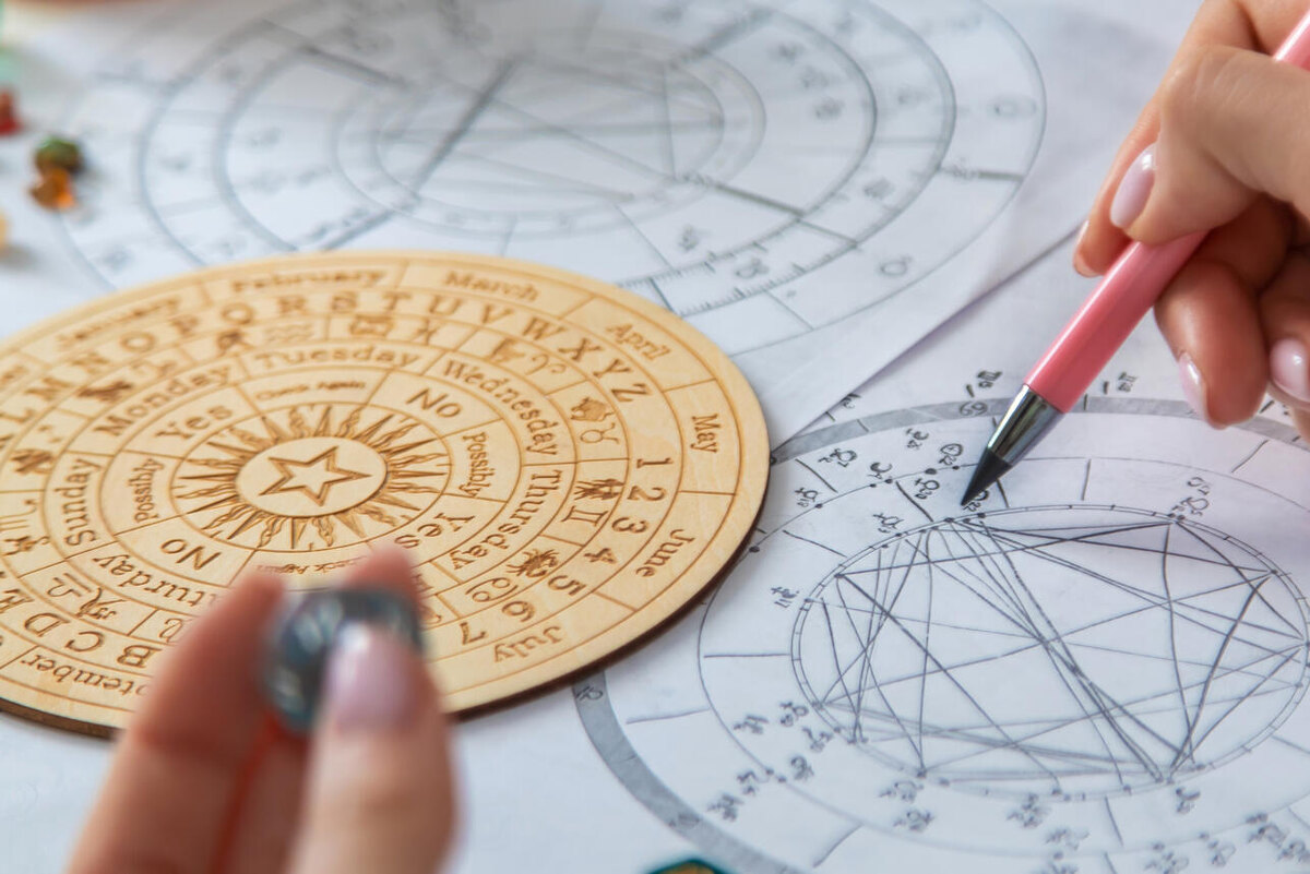    Астро. freepik.com