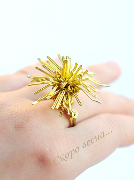 Солнечный одуванчик — проволочный дизайн Марии Светловой