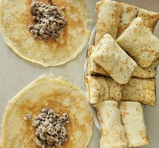 Блины с мясной начинкой