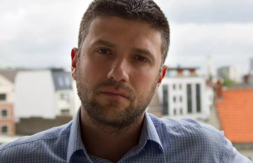 "А что ты вообще делаешь?" - упрекнул муж. На следующий день я уехала к маме, оставив его наедине с пустыми кастрюлями