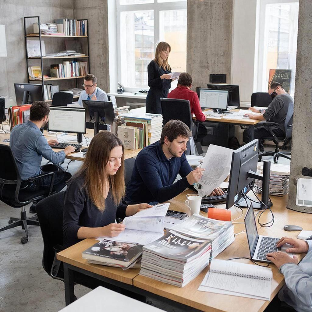 Иллюстрация к медийности и славе для каждого своя :)