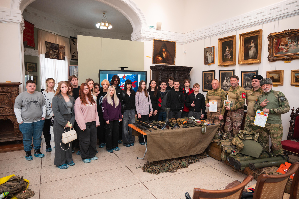 Новочеркасск. Музей истории Донского казачьего. Урок Мужества "Герои нашего времени"