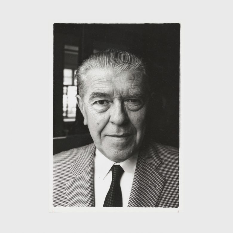 Портрет Рене Магритта