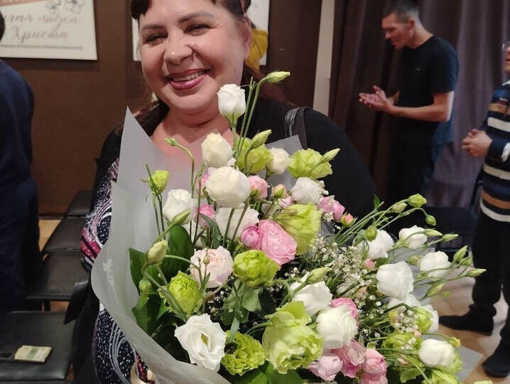 «За это не платят»: равный консультант из ХМАО о спасенных судьбах и вере в себя