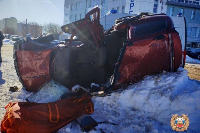 В Твери на Бурашевском шоссе в результате ДТП один человек погиб. Фото © Telegram / Госавтоинспекция Тверской области