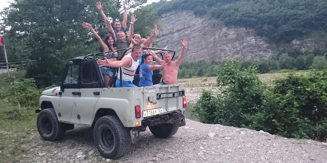 Какой джиппинг выбрать в Лазаревском впервые? 🚙🔥
