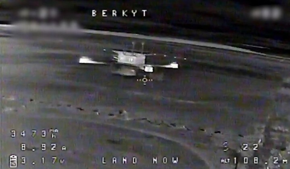    Дрон ВСУ под атакой перехватчика. Фото: Минобороны России