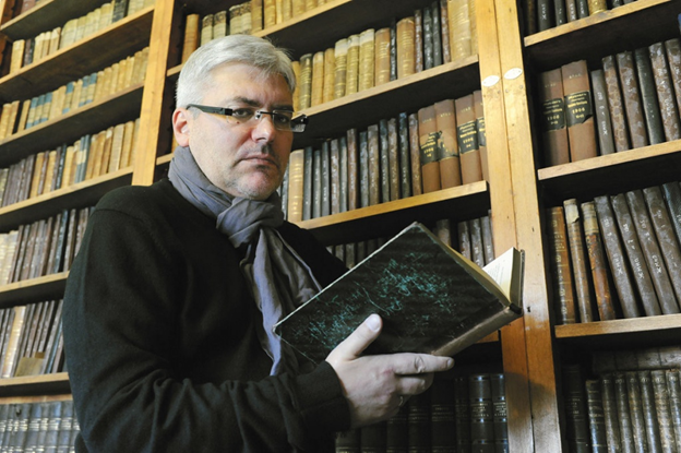 Евгений Германович Водолазкин.