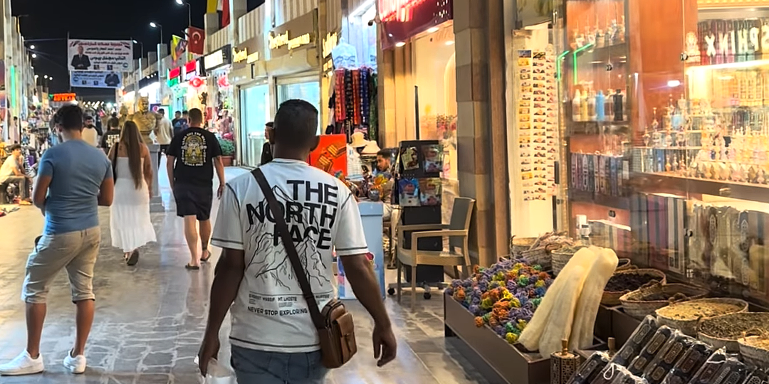 Это вам не магнитик! Антисувениры и реально стоящие вещи: что на самом деле везти из Египта