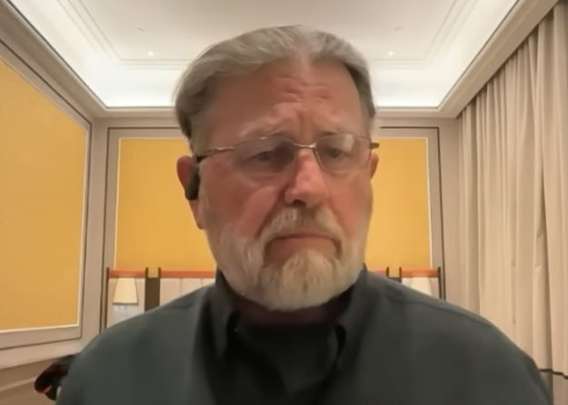 Фото: Prt Scr youtube.com / Daniel Davis / Deep Dive