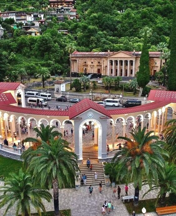 Колоннада Абхазия 