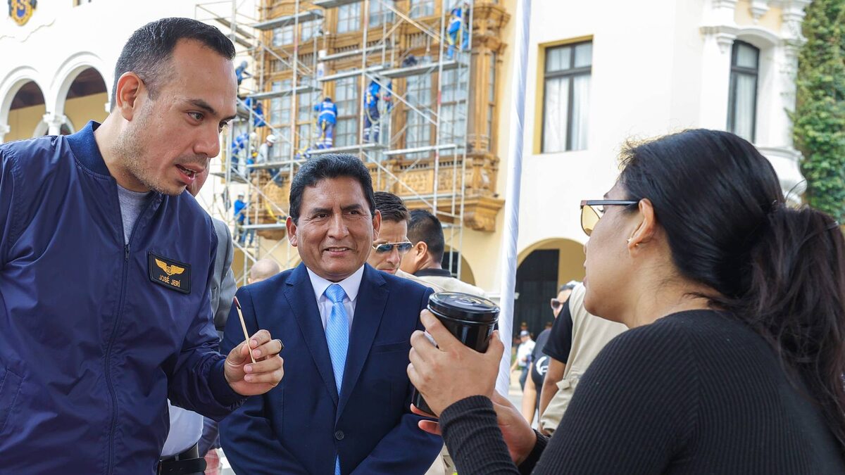     Хосе Хери (слева)   
(сс) MINISTERIO DE LA PRODUCCIÓN - PRODUCE