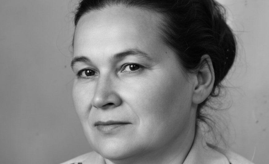    Для предприятий страны Зинаида Баталова подготовила сотни математиков-вычислителей, созданы комплексы программ для решения разнообразных задач в области кибернетики