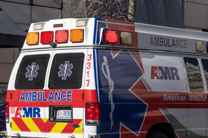 Обложка © Shutterstock / FOTODOM / The Bold Bureau