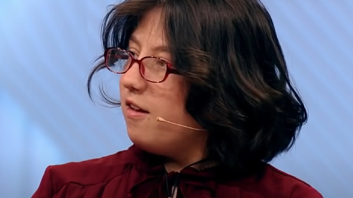 Каедэ Убер — французская девочка, которую называют «французской Вангой». Считается, что она обладает провидческим даром, и её предсказания сравнивают с пророчествами болгарской прорицательницы Ванги.