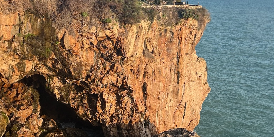 Анталья, которую не показывают в турах: что скрывается за фасадом all inclusive