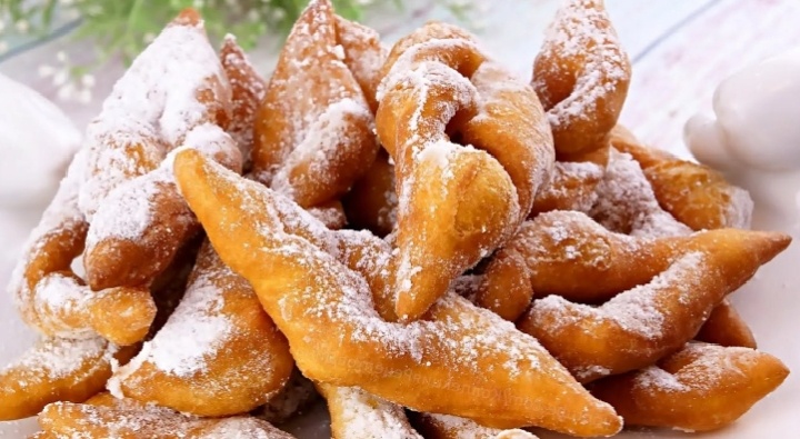 Тонкий и хрустящий хворост