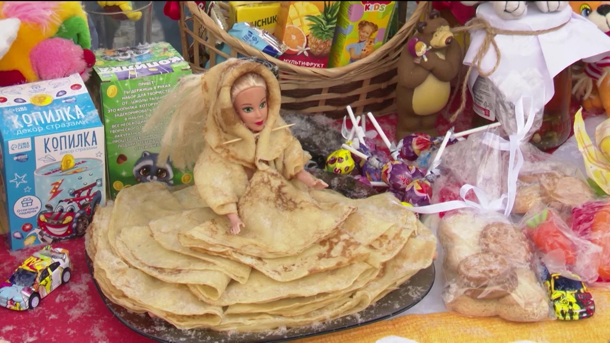    Парад санок и цветы из блинов: как в Уфе завершились масленичные гуляния