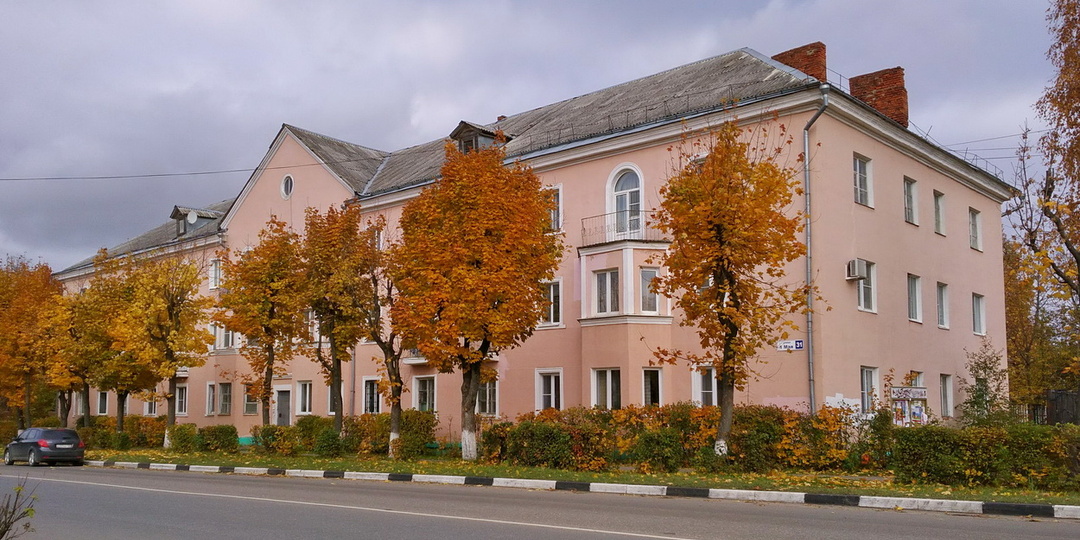 Сталинка 1-204 - самая знаменитая в классе