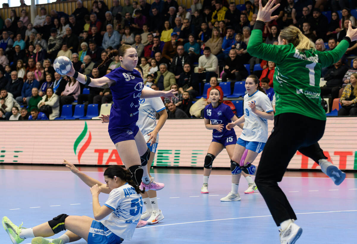    В атаке Дарья Ерёмина