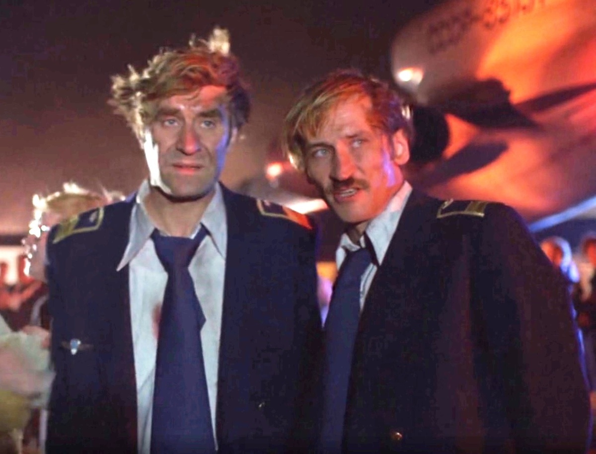 Скриншот автора. Фильм "Экипаж"(1979).