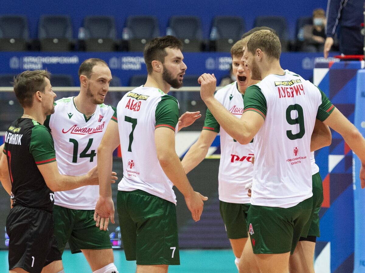    Волейболисты новосибирского "Локомотива" | © Фото : Twitter новосибирского "Локомотива"