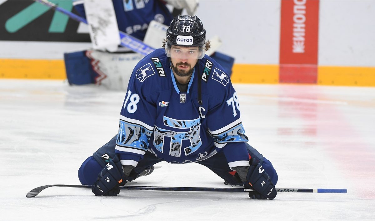    Алексей Кручинин 21 февраля сделал голевой пас Егору Соколову