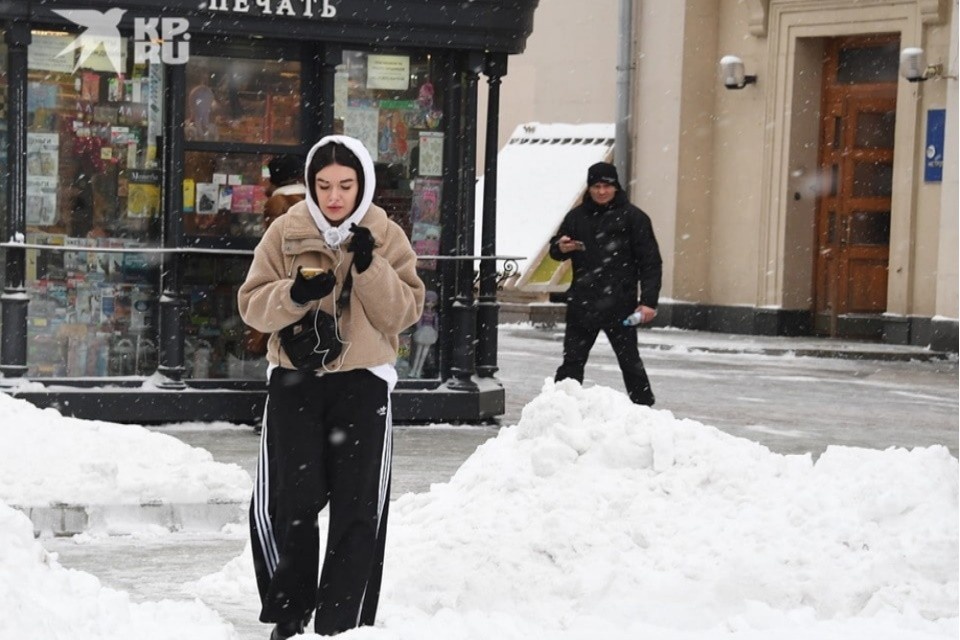    Синоптик Шувалов не исключил, что снег в Москве долежит до мая Михаил ФРОЛОВ