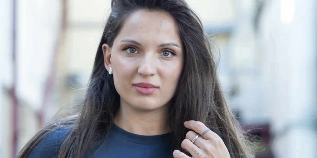 Сестра мужа пришла к нам посреди ночи без звонка после ссоры с мужем: «Поживу у вас неделю, квартира у вас большая». Но её визит затянулся