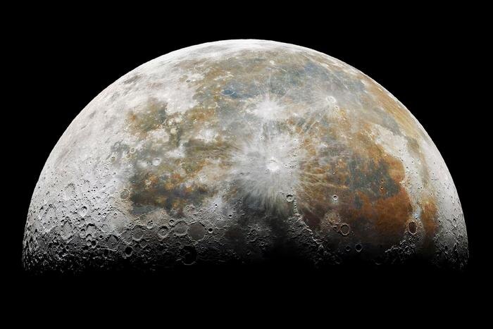 Обложка © Shutterstock / FOTODOM / Domenichini Giuliano