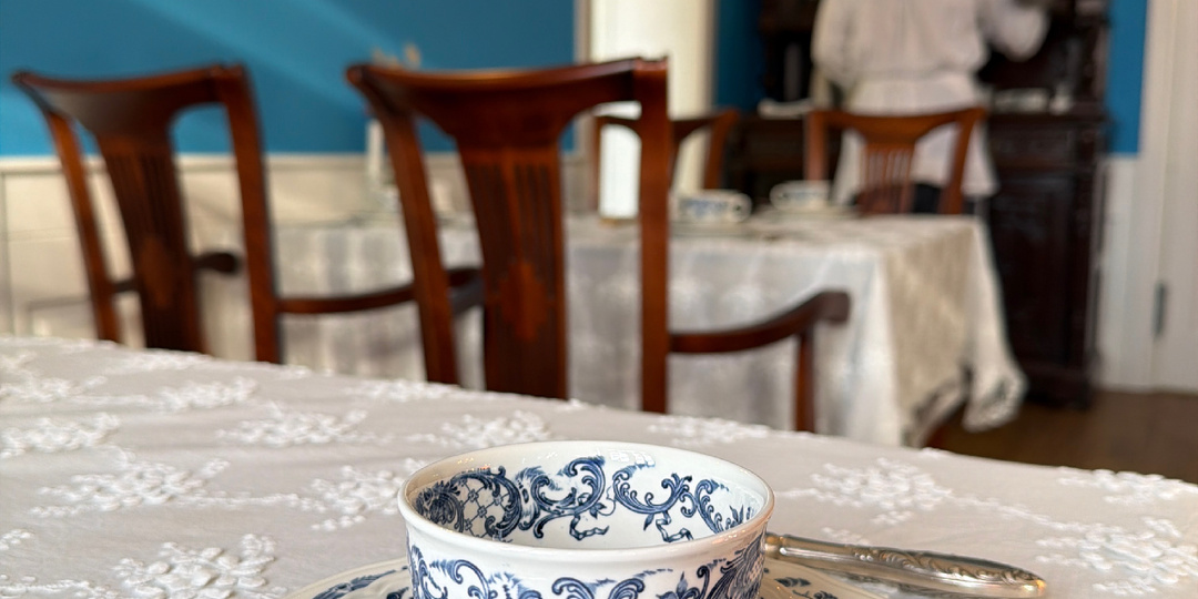 В Старой Руссе есть чайная, где зиму хочется проживать медленно